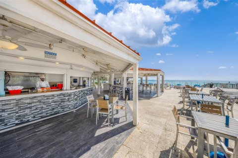 Hôtel, hôtellerie à vendre à Sunny Isles Beach, Floride: 33.44 m2 № 1958818 - photo 20