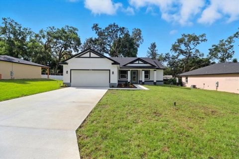 Villa ou maison à Inverness, Floride 3 chambres, 138.42 m2 № 2144184