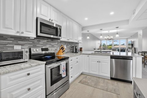 Copropriété à vendre à Boca Raton, Floride: 2 chambres, 102.56 m2 № 2262355 - photo 6