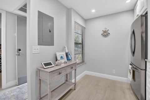 Copropriété à vendre à Boca Raton, Floride: 2 chambres, 102.56 m2 № 2262355 - photo 5
