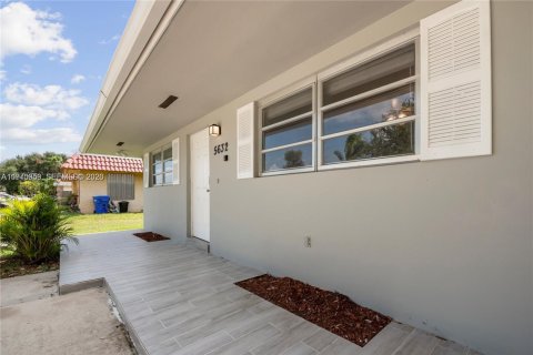 Купить виллу или дом в Холливуд, Флорида 3 спальни, 145.67м2, № 2031072 - фото 24