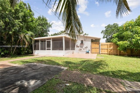 Купить виллу или дом в Холливуд, Флорида 3 спальни, 145.67м2, № 2031072 - фото 9