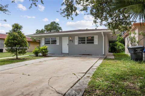 Купить виллу или дом в Холливуд, Флорида 3 спальни, 145.67м2, № 2031072 - фото 20