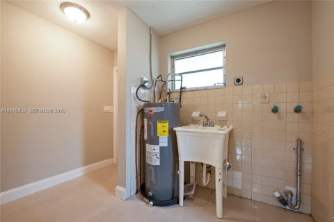 Купить виллу или дом в Холливуд, Флорида 3 спальни, 145.67м2, № 2031072 - фото 19