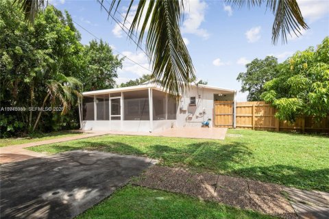 Купить виллу или дом в Холливуд, Флорида 3 спальни, 145.67м2, № 2031072 - фото 14