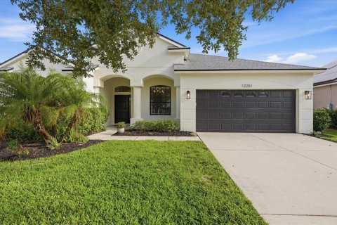 House in Parrish, Florida 4 bedrooms, 201.6 sq.m. № 2237143