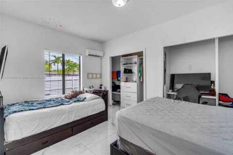 House in Homestead, Florida 3 bedrooms, 146.14 sq.m. № 1766706 - photo 23