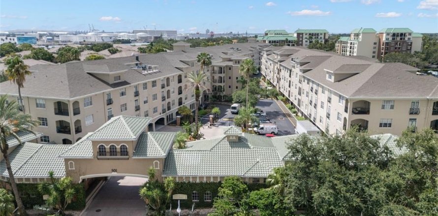 Condo in Tampa, Florida, 1 bedroom  № 1876451