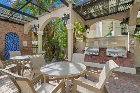 Condo in Tampa, Florida, 1 bedroom  № 1876451 - photo 27