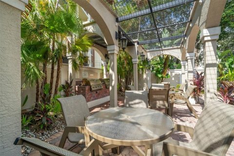 Condo in Tampa, Florida, 1 bedroom  № 1876451 - photo 26