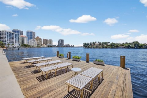 Купить кондоминиум в Форт-Лодердейл, Флорида 1 спальня, 71.53м2, № 1933627 - фото 4