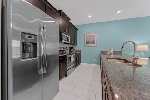Townhouse in Kissimmee, Florida 4 bedrooms, 177.81 sq.m. № 1883568 - photo 7