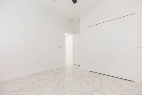 Купить виллу или дом в Тампа, Флорида 3 комнаты, 109.35м2, № 2167044 - фото 11