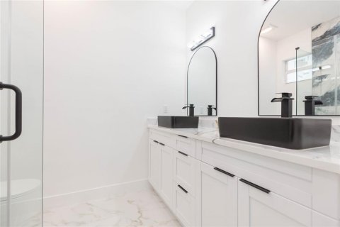 Купить виллу или дом в Тампа, Флорида 3 комнаты, 109.35м2, № 2167044 - фото 17