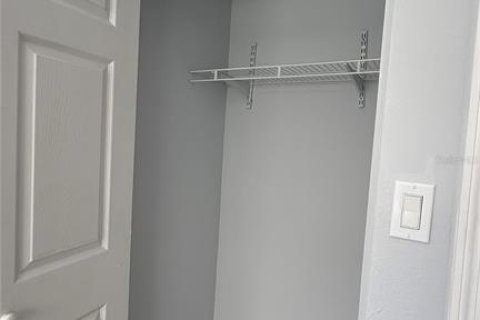 Condominio en alquiler en Port Charlotte, Florida, 2 dormitorios, 83.52 m2 № 1901125 - foto 12