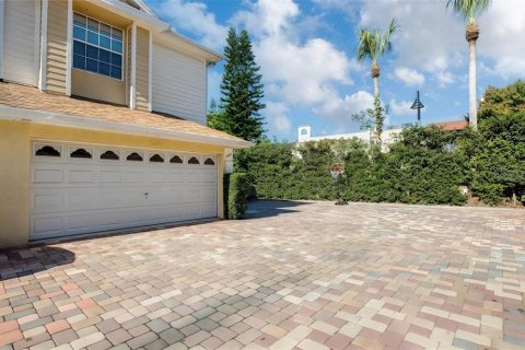 Adosado en venta en Clearwater, Florida, 2 dormitorios, 146.51 m2 № 2231560 - foto 2