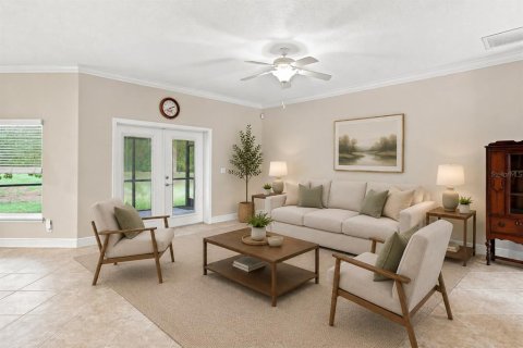 House in Lady Lake, Florida 3 bedrooms, 170.29 sq.m. № 2314331 - photo 16
