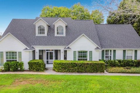 Casa en Kissimmee, Florida 3 dormitorios, 192.96 m2 № 2383385