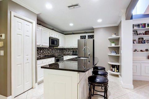 Casa en venta en Kissimmee, Florida, 3 dormitorios, 192.96 m2 № 2383385 - foto 13