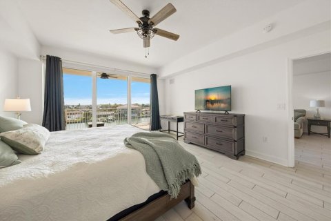 Condominio en venta en Clearwater, Florida, 3 dormitorios, 171.87 m2 № 2222439 - foto 15