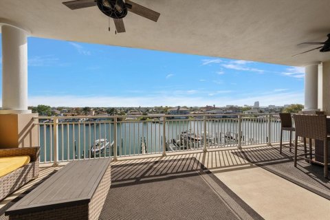 Condominio en venta en Clearwater, Florida, 3 dormitorios, 171.87 m2 № 2222439 - foto 17