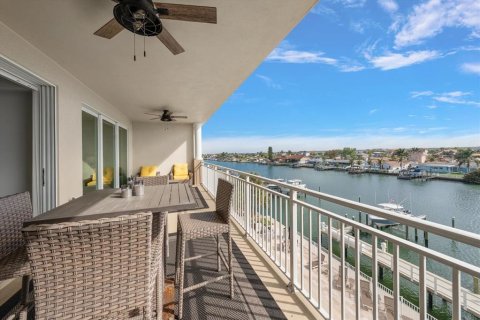 Condominio en venta en Clearwater, Florida, 3 dormitorios, 171.87 m2 № 2222439 - foto 30
