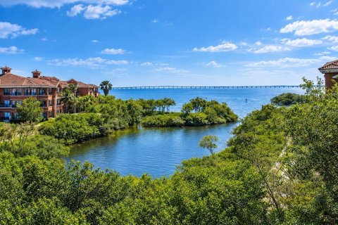 Condo in Clearwater, Florida, 4 bedrooms  № 2379469