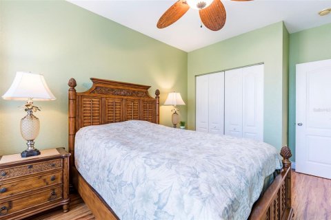Condo in Clearwater, Florida, 4 bedrooms  № 2379469 - photo 27