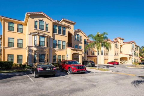 Condo in Clearwater, Florida, 4 bedrooms  № 2379469 - photo 2