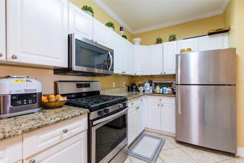 Condo in Clearwater, Florida, 4 bedrooms  № 2379469 - photo 17