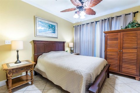 Condo in Clearwater, Florida, 4 bedrooms  № 2379469 - photo 28