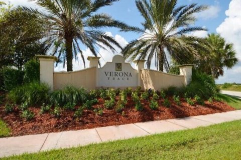 Townhouse in Vero Beach, Florida 3 bedrooms, 181.81 sq.m. № 1055015 - photo 1