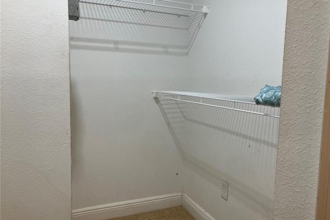 Купить кондоминиум в Ленд-о-Лейкс, Флорида 6 комнат, 104.79м2, № 1545355 - фото 25