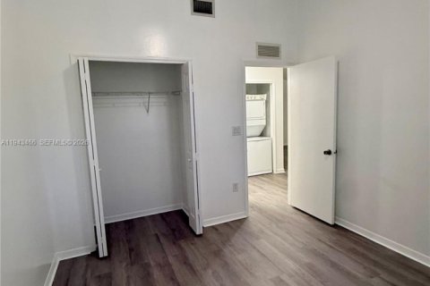 Condo in Homestead, Florida, 3 bedrooms  № 2000315 - photo 28