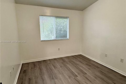 Condo in Homestead, Florida, 3 bedrooms  № 2000315 - photo 27