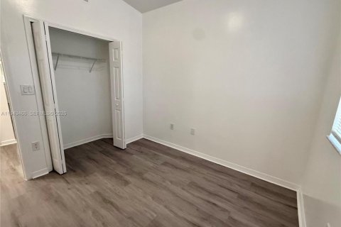 Condo in Homestead, Florida, 3 bedrooms  № 2000315 - photo 26