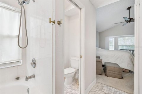House in Wesley Chapel, Florida 3 bedrooms, 141.4 sq.m. № 2203452 - photo 30