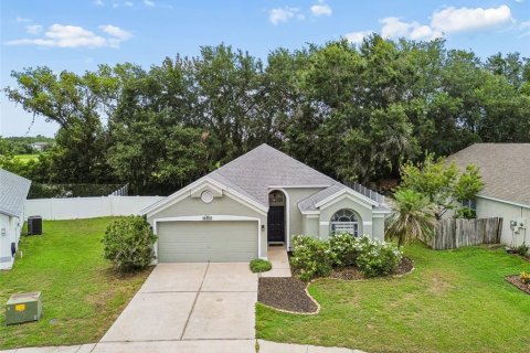 Villa ou maison à Wesley Chapel, Floride 3 chambres, 141.4 m2 № 2203452