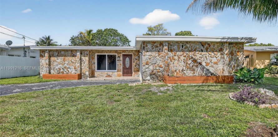 Casa en Sunrise, Florida 2 dormitorios, 119.1 m2 № 2057553