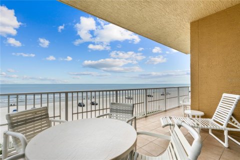 Condo in New Smyrna Beach, Florida, 3 bedrooms  № 2284021 - photo 13