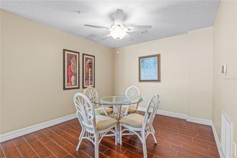 Condo in New Smyrna Beach, Florida, 3 bedrooms  № 2284021 - photo 22