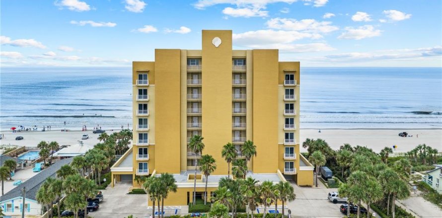 Condo in New Smyrna Beach, Florida, 3 bedrooms  № 2284021