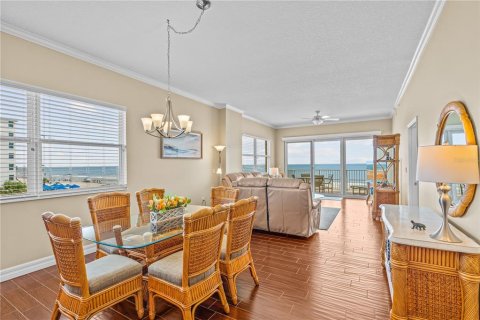 Condo in New Smyrna Beach, Florida, 3 bedrooms  № 2284021 - photo 6