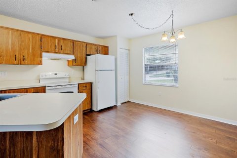 Duplex in Leesburg, Florida 2 bedrooms, 86.68 sq.m. № 1758071 - photo 15