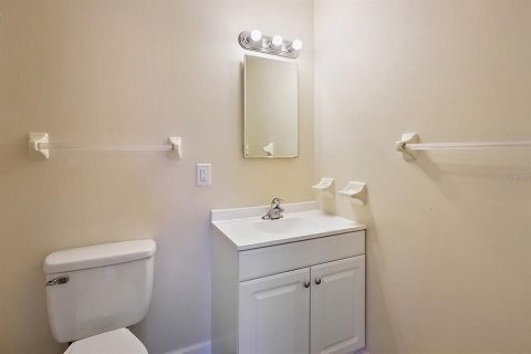 Duplex in Leesburg, Florida 2 bedrooms, 86.68 sq.m. № 1758071 - photo 22