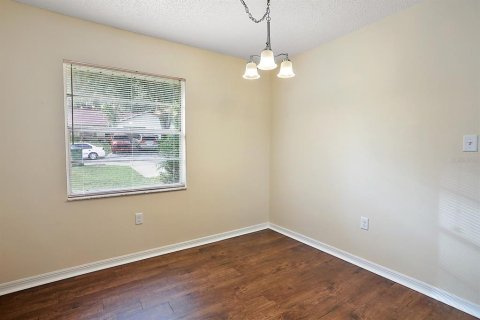 Duplex in Leesburg, Florida 2 bedrooms, 86.68 sq.m. № 1758071 - photo 14