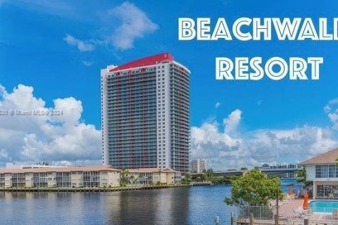 Купить кондоминиум в Халландейл-Бич, Флорида 2 спальни, 95.5м2, № 1984809 - фото 18