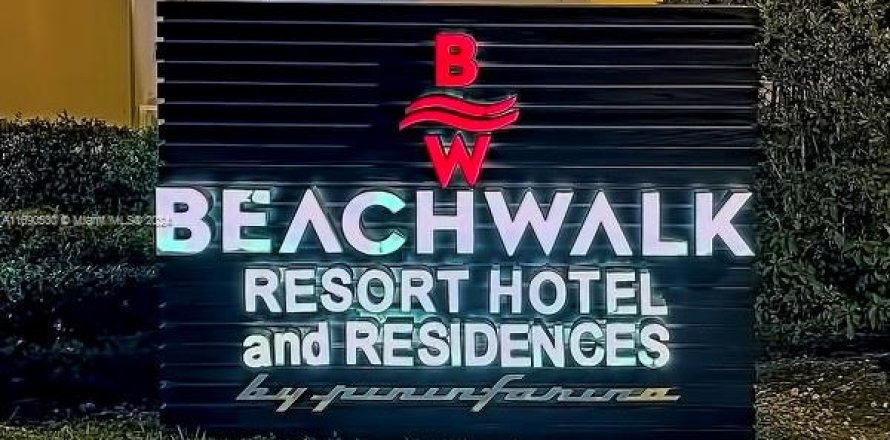 Кондоминиум с 2 спальнями в Халландейл-Бич, Флорида № 1984809