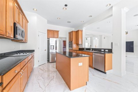 Villa ou maison à vendre à Tampa, Floride: 5 chambres, 371.33 m2 № 2148348 - photo 16
