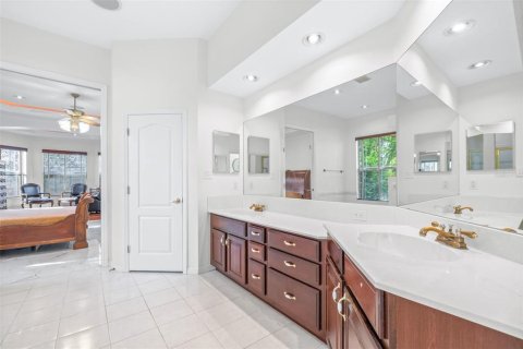 Villa ou maison à vendre à Tampa, Floride: 5 chambres, 371.33 m2 № 2148348 - photo 27